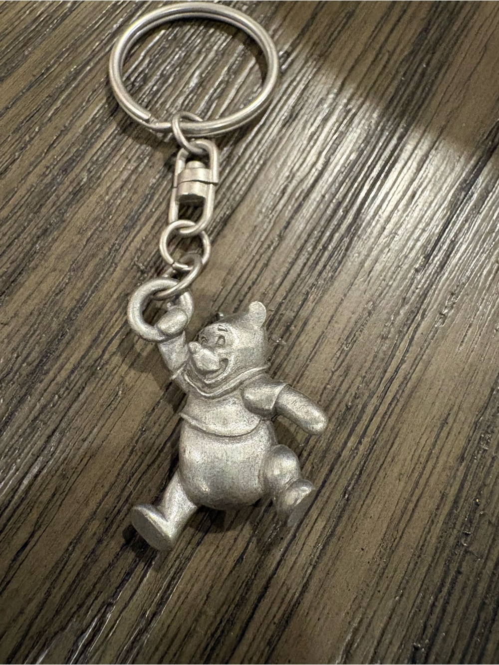 Walt Disney World Collectible Pewter Winnie The Pooh Keychain - 90s